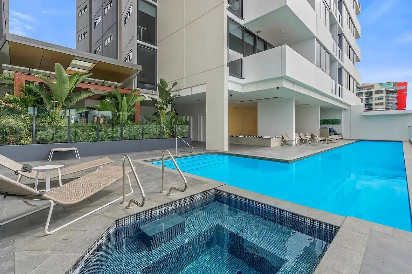 Stylish Apt And Best Location With King Bed, Pool, Gym Brisbane Ausztrália