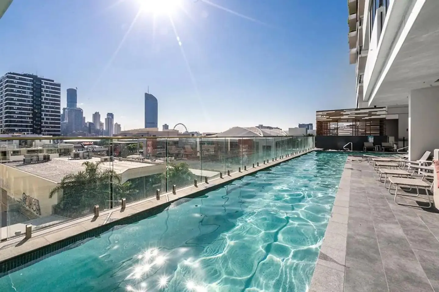 Stylish Apt And Best Location With King Bed, Pool, Gym Brisbane 0*,  Australia