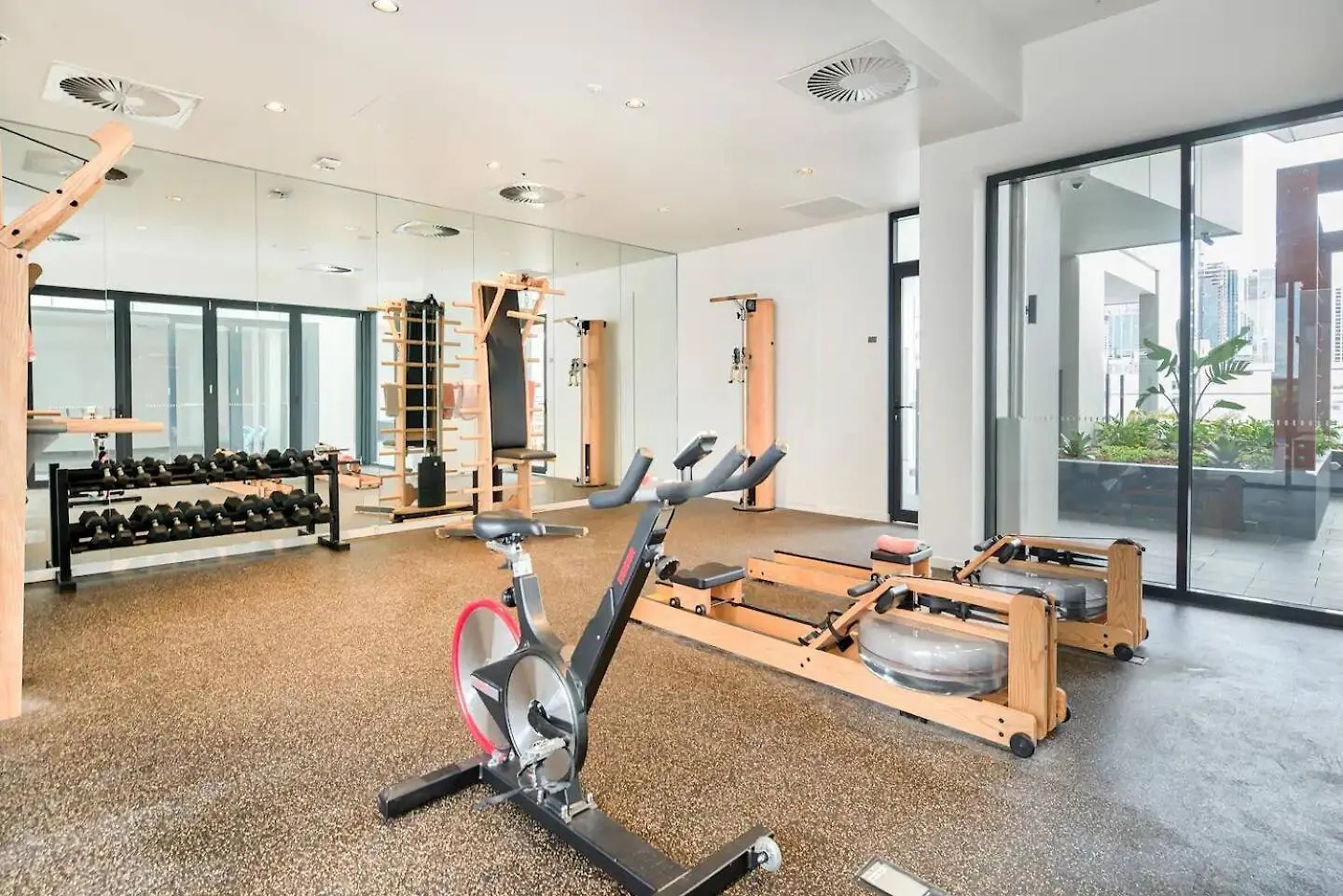Stylish Apt And Best Location With King Bed, Pool, Gym Brisbane Australia